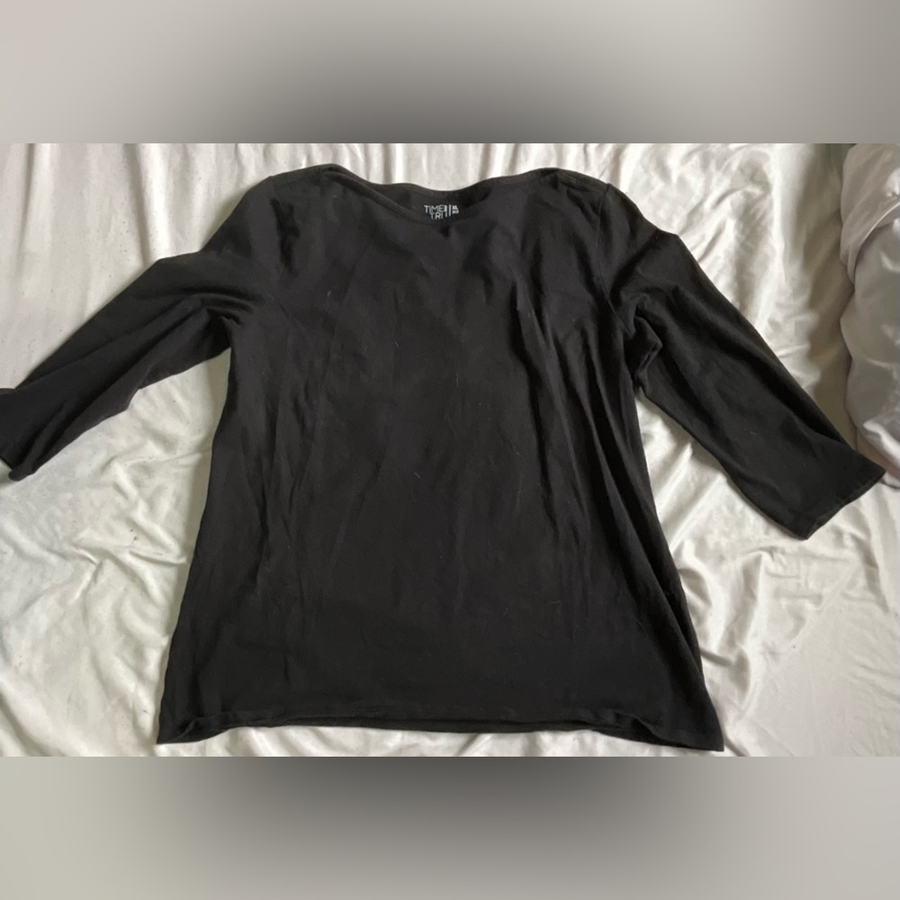 Mid sleeve shirt